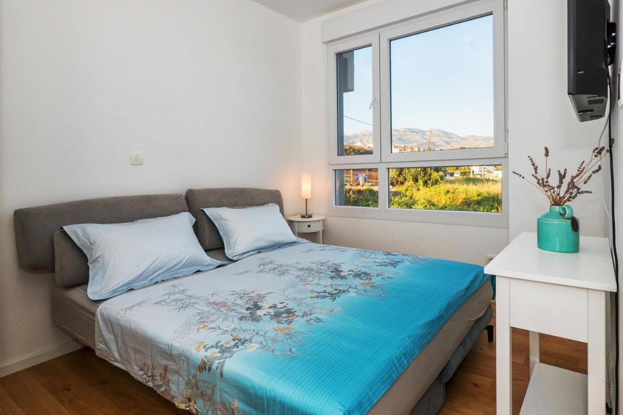 Sea View With Garden Apartment Joshua Split Exteriér fotografie